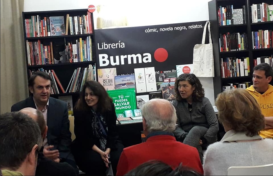 Presentación de Sexo Robótico en la librería Burma de Madrid, con Miguel Ángel de Rus, Sara Sánchez Rivas, Aína Rotger y Enrique Pérez Balsa