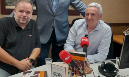 Desde la Feria del Libro de Almería